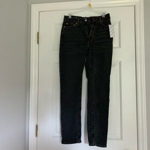 Urban outfitters high-rise girlfriend jeans Size 27